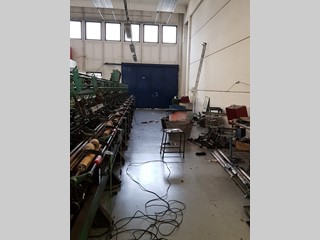 Capannone in Vendita a Carpi, 220'000€, 350 m²