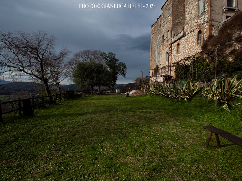 Casa Semi Indipendente in Vendita a Amelia, 230 m²