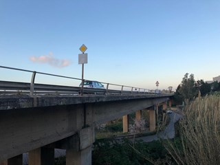 Immobile commerciale in Vendita a Alcamo, zona CORSO GENERALE DEI MEDICI, 168'000€, 480 m²