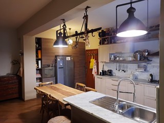 Appartamento in Vendita a Fosdinovo, zona Giucano, 250'000€, 90 m², arredato