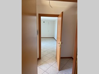 Trilocale in Vendita a Azzano Decimo, zona Centro, 105'000€, 62 m²