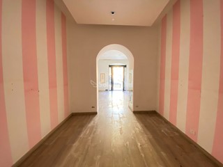 Capannone in Affitto a Catanzaro, zona Centro storico, 450&euro;, 60 m²