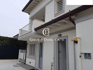 Appartamento in Affitto a Forte dei Marmi, 14'000€, 120 m², arredato