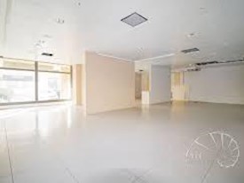 Immobile commerciale in Vendita a Cascina, 260'000€, 283 m²