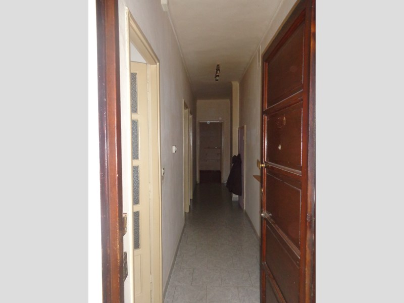 Trilocale in Vendita a Torino, zona AURORA, 65'000€, 70 m²