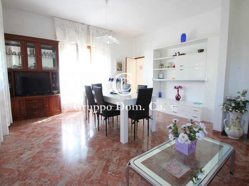 Villa in Affitto a Forte dei Marmi, 35'000€, 200 m², arredato