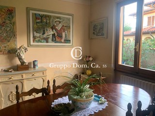 Villa bifamiliare in Affitto a Forte dei Marmi, 16'000€, 150 m², arredato