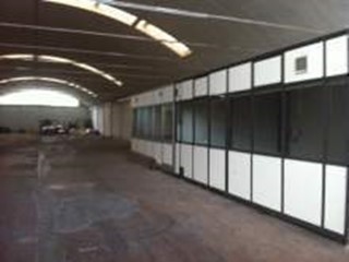 Capannone in Vendita a Lucca, zona Tempagnano, 1'200'000€, 1570 m²