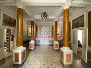 Casa Indipendente in Vendita a Livorno, zona Porta a Mare, 580'000&euro;, 500 m²