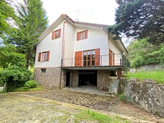 Casa Indipendente in Vendita a Pontinvrea, 195'000€, 349 m², arredato, con Box