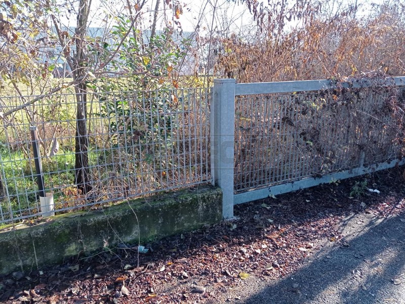 Terreno industriale in Vendita a Montecchio Precalcino, 110'000€, 950 m²