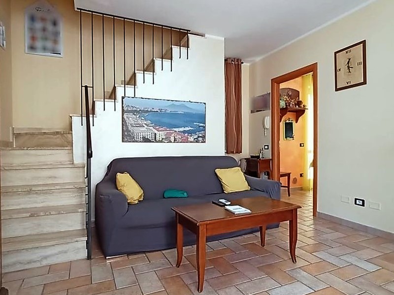 Quadrilocale in Vendita a Asciano, zona Castelnuovo Berardenga Scalo, 195'000€, 85 m²