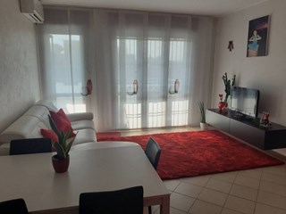 Appartamento in Affitto a Paderno Dugnano, zona Via Sempione, 900€, 65 m², arredato