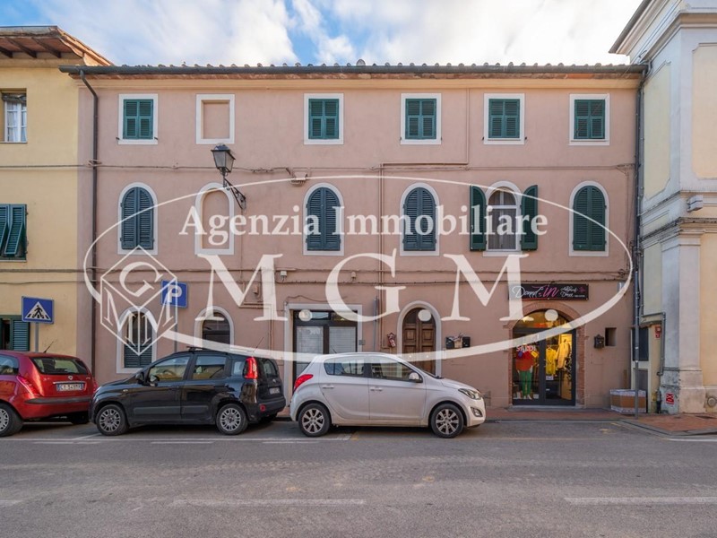 Quadrilocale in Vendita a Bientina, 90'000€, 80 m²