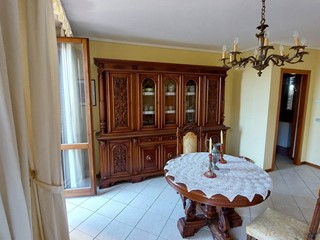 Quadrilocale in Vendita a Empoli, zona Monterappoli, 225'000€, 80 m², con Box