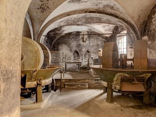 Rustico in Vendita a Calci, 200'000€, 800 m²