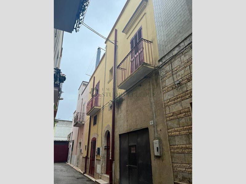 Casa Indipendente in Vendita a Sannicandro di Bari, 79'000€, 85 m²