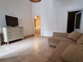 Casa Semi Indipendente in Affitto a Viareggio, zona Centro, 110 m², arredato