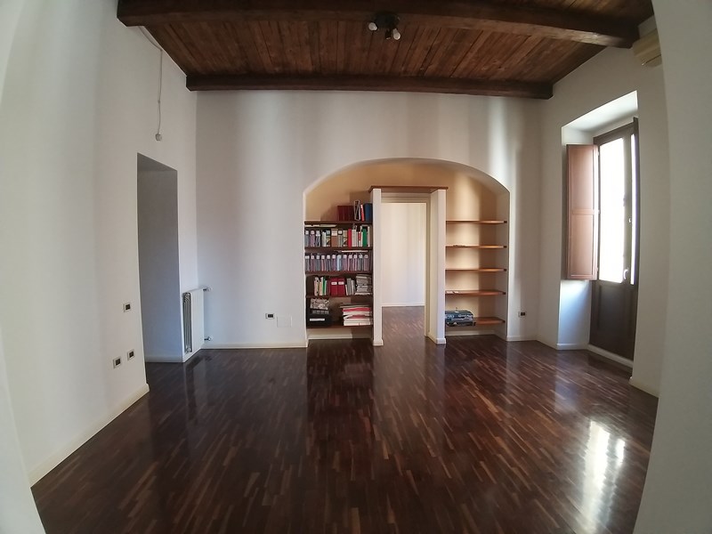 Trilocale in Vendita a Cagliari, zona CASTELLO, 300'000&euro;, 106 m²