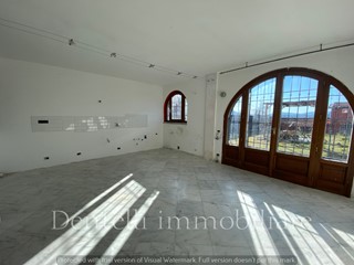 Casa Semi Indipendente in Vendita a Sarzana, 350'000&euro;, 200 m², con Box