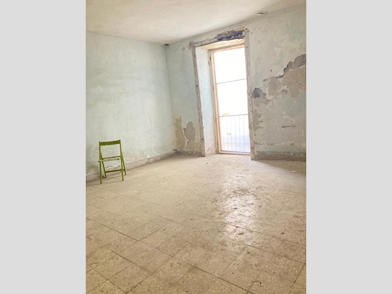 Casa Semi Indipendente in Vendita a Siracusa, zona Via Salomone, 62'000&euro;, 55 m²