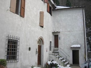 Casa di corte in Vendita a Calci, zona Castelmaggiore, 650'000€, 450 m²