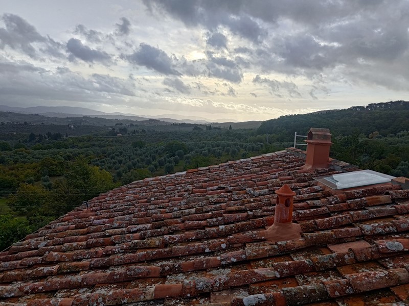 Casale in Vendita a Scandicci, zona Mosciano, 650'000€, 290 m²