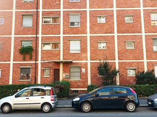 Bilocale in Vendita a Torino, zona lucento, 45'000€, 50 m²