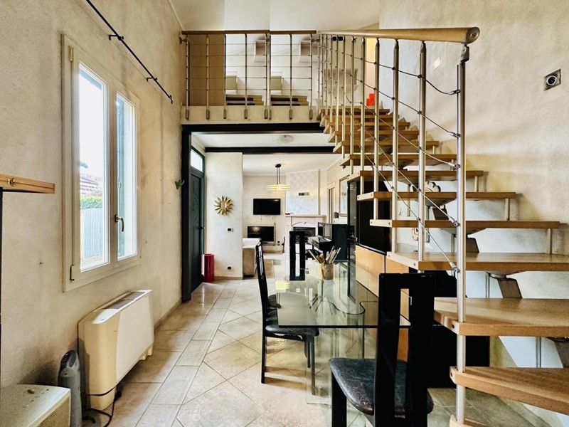 Casa Indipendente in Vendita a Pietrasanta, zona Tonfano, 429'000€, 71 m²