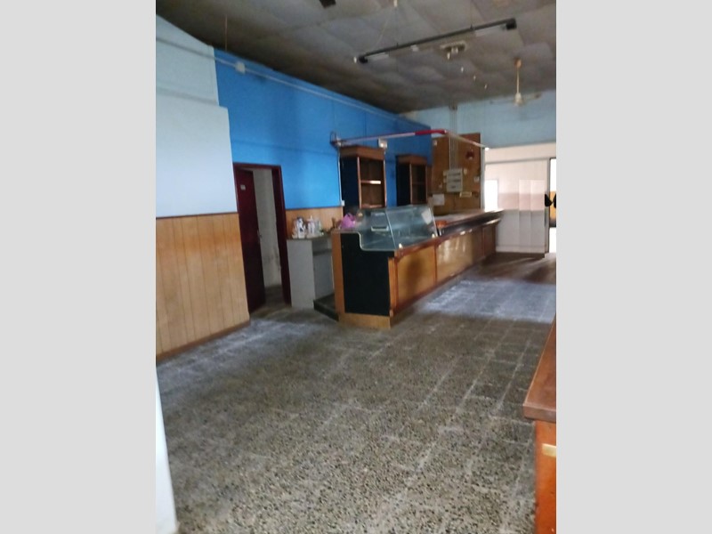 Immobile commerciale in Affitto a Pisa, zona Marina di Pisa, 1'600€, 200 m²