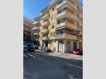 Appartamento in Vendita a Roma, 570'000€, 144 m²