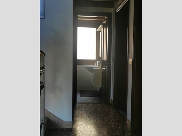 Casa Semi Indipendente in Vendita a Bassano del Grappa, zona BASSANO c. storico, 1'100'000€, 250 m²