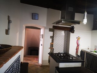 Appartamento in Vendita a Aulla, zona albiano magra, 150'000€, 120 m², arredato