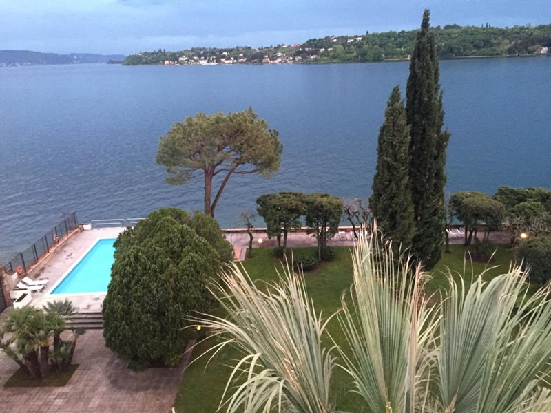 Bilocale in Affitto a Salò, zona salò, 1'300€, 60 m², arredato