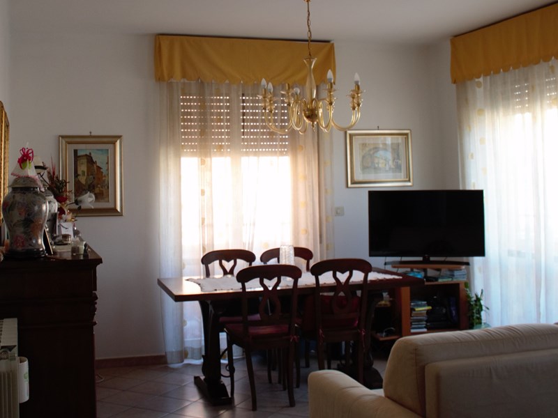 Bilocale in Vendita a Terni, 76'000€, 57 m²