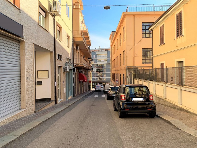 Magazzino in Vendita a Catanzaro, zona Catanzaro Centro, 19'000€, 31 m²