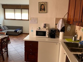 Trilocale in Affitto a Carrara, zona Marina di Carrara, 2'000€, 70 m², arredato