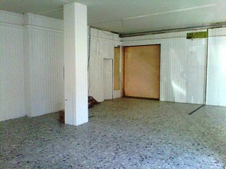 Immobile commerciale in Affitto a Buti, 750€, 70 m²