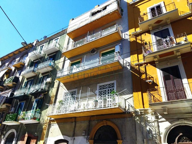 Trilocale in Vendita a Bari, 96'000€, 86 m²