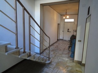 Casa Indipendente in Vendita a Certaldo, 220'000€, 195 m², con Box