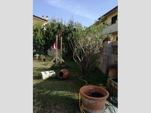 Casa Semi Indipendente in Vendita a Massa, zona Marina di Massa, 340'000€, 160 m², arredato