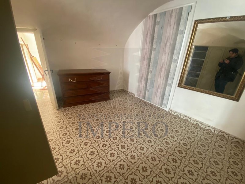 Quadrilocale in Vendita a Camporosso, zona TrinitÃ, 80'000€, 90 m²