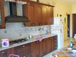 Appartamento in Vendita a Siracusa, 98'000&euro;, 105 m²