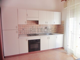 Quadrilocale in Vendita a Siracusa, zona ELORINA, 50'000&euro;, 75 m², arredato