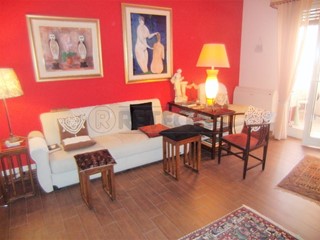 Appartamento in Vendita a Siracusa, zona Tica, 90'000&euro;, 120 m²