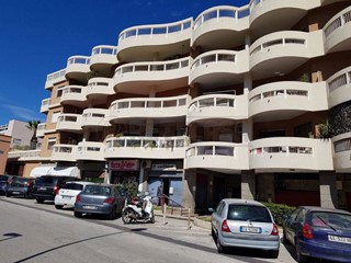 Appartamento in Vendita a Siracusa, zona GROTTICELLE, 220'000&euro;, 150 m²