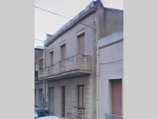 Casa Semi Indipendente in Vendita a Floridia, 105'000€, 95 m²