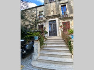 Casa Indipendente in Vendita a Siracusa, 360'000&euro;, 110 m²