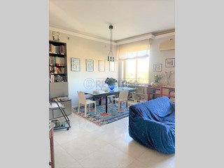 Appartamento in Vendita a Siracusa, 250'000&euro;, 215 m², arredato, con Box