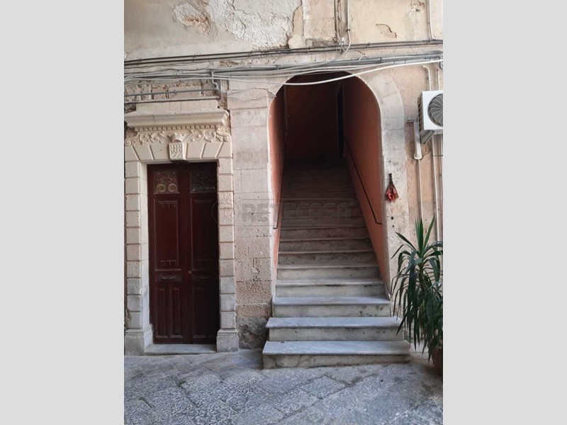 Appartamento in Vendita a Siracusa, 320'000&euro;, 90 m², arredato